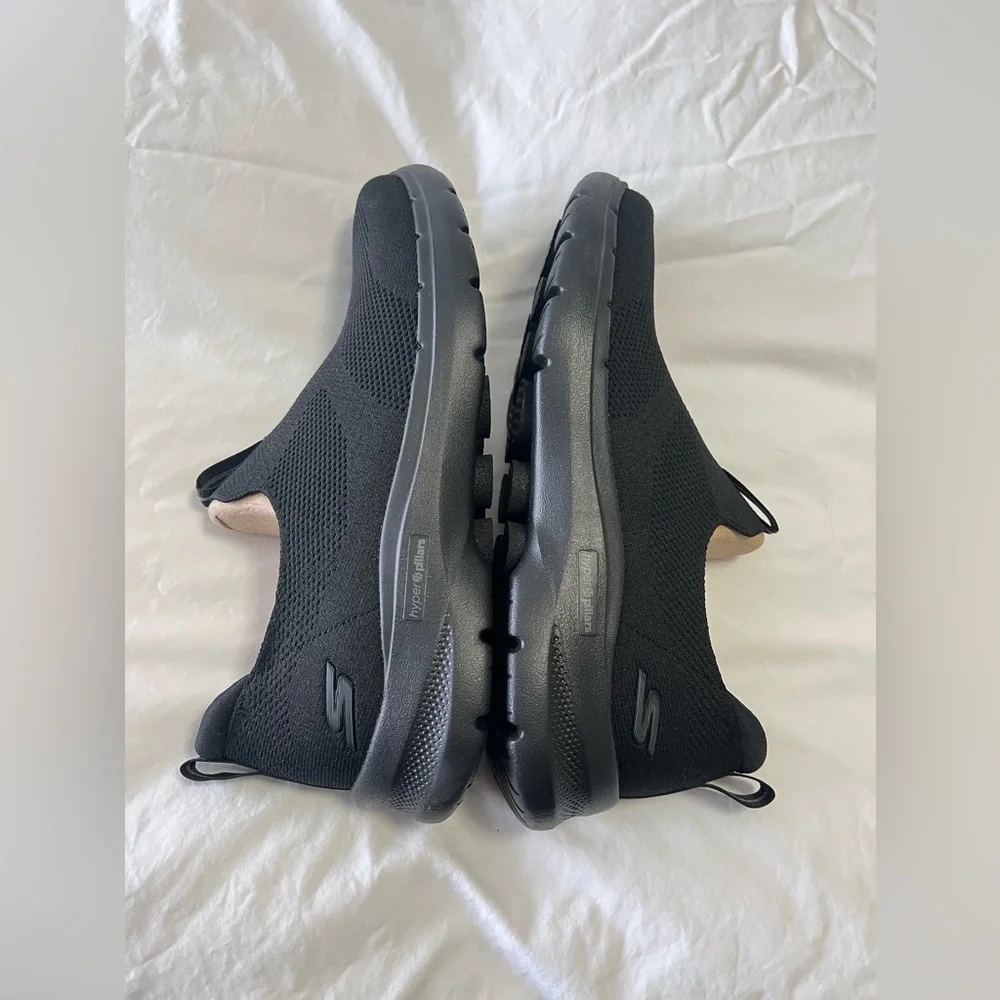 Skechers | Men's SZ 9 | Go Walk Air Cooled Black Comfort Slip-On Shoes | New - Picture 3 of 6